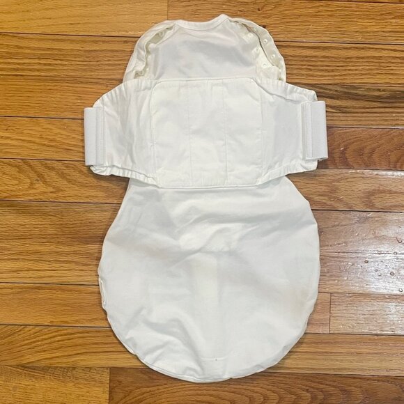 Happiest Baby SNOO Sleep Sack 5-Second Baby Swaddle 2-Piece Lot, Small, Ivory - Picture 3 of 13